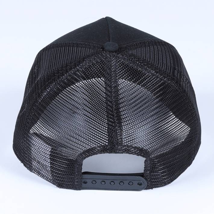 NEW ERA エンブレム メッシュキャップ