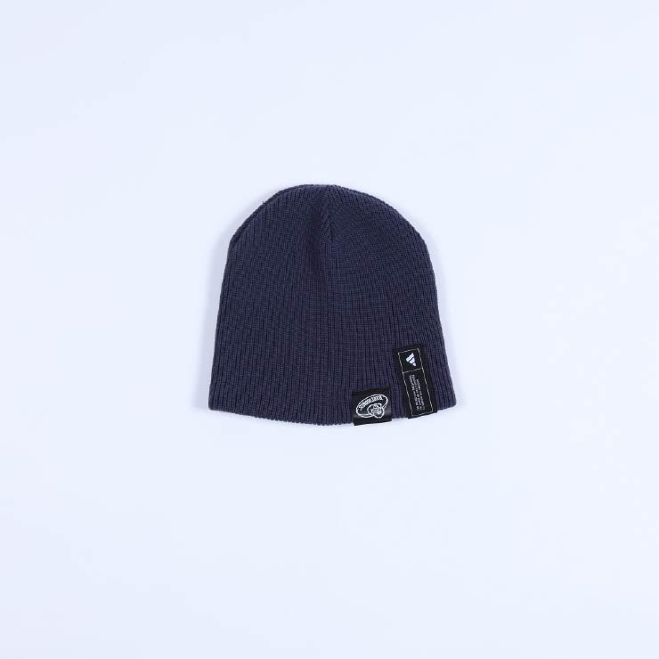 adidas＃40 ESS ビーニー